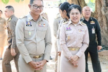 พิธียกช่อพระปรางค์อุโบสถและ ปลูกป่ายางนาเฉลิมพระเกียรติ ... พารามิเตอร์รูปภาพ 28