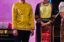 กิจกรรมเดินแบบผ้าไทยการกุศล พารามิเตอร์รูปภาพ 17