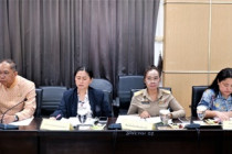 การประชุมคณะอนุกรรมการประสานงานโครงการพัฒนาของสถาบันส่งเสริมและพัฒนากิจกรรมปิดทองหลังพระ สืบสานแนวพระราชดำริ ประจำจังหวัดเพชรบุรี ... พารามิเตอร์รูปภาพ 15