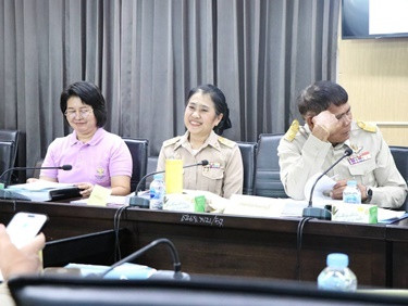 ประชุมคณะกรรมการจัดรูปที่ดินจังหวัดเพชรบุรี พารามิเตอร์รูปภาพ 1