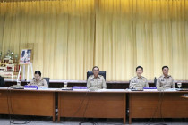 ประชุมคณะกรมการจังหวัด และหัวหน้าส่วนราชการจังหวัดเพชรบุรี พารามิเตอร์รูปภาพ 5