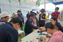 งานธงเขียวราคาประหยัด "ปุ๋ยถูก ยาดี ต้องที่ธงเขียว" ... พารามิเตอร์รูปภาพ 8