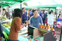 ตลาดเกษตร เพชรบุรี Phetchaburi Farmers Market พารามิเตอร์รูปภาพ 5