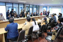 ต้อนรับคณะกรรมาธิการการเศรษฐกิจ การเงิน และการคลัง วุฒิสภา พารามิเตอร์รูปภาพ 6