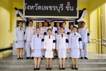 ร่วมถวายน้ำสรงพระบรมศพ เบื้องหน้าพระฉายาลักษณ์ ... พารามิเตอร์รูปภาพ 1