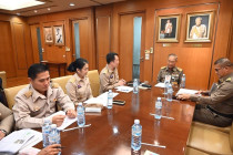 ประชุมหารือแนวทางการแก้ไขปัญหาของสหกรณ์ พารามิเตอร์รูปภาพ 13