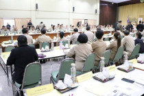 ประชุมคณะกรมการจังหวัดและหัวหน้าส่วนราชการจังหวัดเพชรบุรี พารามิเตอร์รูปภาพ 6