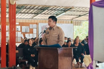 องคมนตรีลงพื้นที่จังหวัดเพชรบุรี พารามิเตอร์รูปภาพ 3