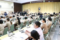 ประชุมคณะกรมการจังหวัดและหัวหน้าส่วนราชการจังหวัดเพชรบุรี พารามิเตอร์รูปภาพ 6