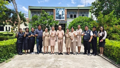 รองอธิบดีกรมส่งเสริมสหกรณ์ และคณะลงพื้นที่จังหวัดเพชรบุรี พารามิเตอร์รูปภาพ 1