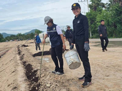 กิจกรรมการเตรียมความพร้อมการจัดจิตอาสาปลูกหญ้าแฝก พารามิเตอร์รูปภาพ 1