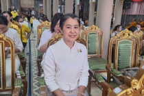 พิธีเจริญพระพุทธมนต์เฉลิมพระเกียรติถวายพระพรชัยมงคลแด่ ... พารามิเตอร์รูปภาพ 13