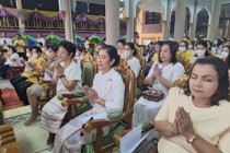 พิธีเจริญพระพุทธมนต์เฉลิมพระเกียรติถวายพระพรชัยมงคลแด่ ... พารามิเตอร์รูปภาพ 5