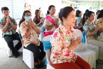 ทำบุญสำนักงานสหกรณ์จังหวัดเพชรบุรี และรดน้ำขอพรผู้สูงอายุ พารามิเตอร์รูปภาพ 8