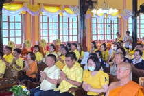 พิธีเจริญพระพุทธมนต์เฉลิมพระเกียรติถวายพระพรชัยมงคลแด่พระบาทสมเด็จพระเจ้าอยู่หัว ... พารามิเตอร์รูปภาพ 5