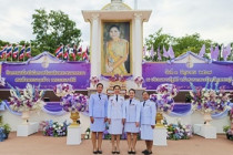 พิธีทำบุญตักบาตรถวายพระราชกุศล ... พารามิเตอร์รูปภาพ 6