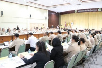 ประชุมคณะกรมการจังหวัด และหัวหน้าส่วนราชการจังหวัดเพชรบุรี พารามิเตอร์รูปภาพ 4